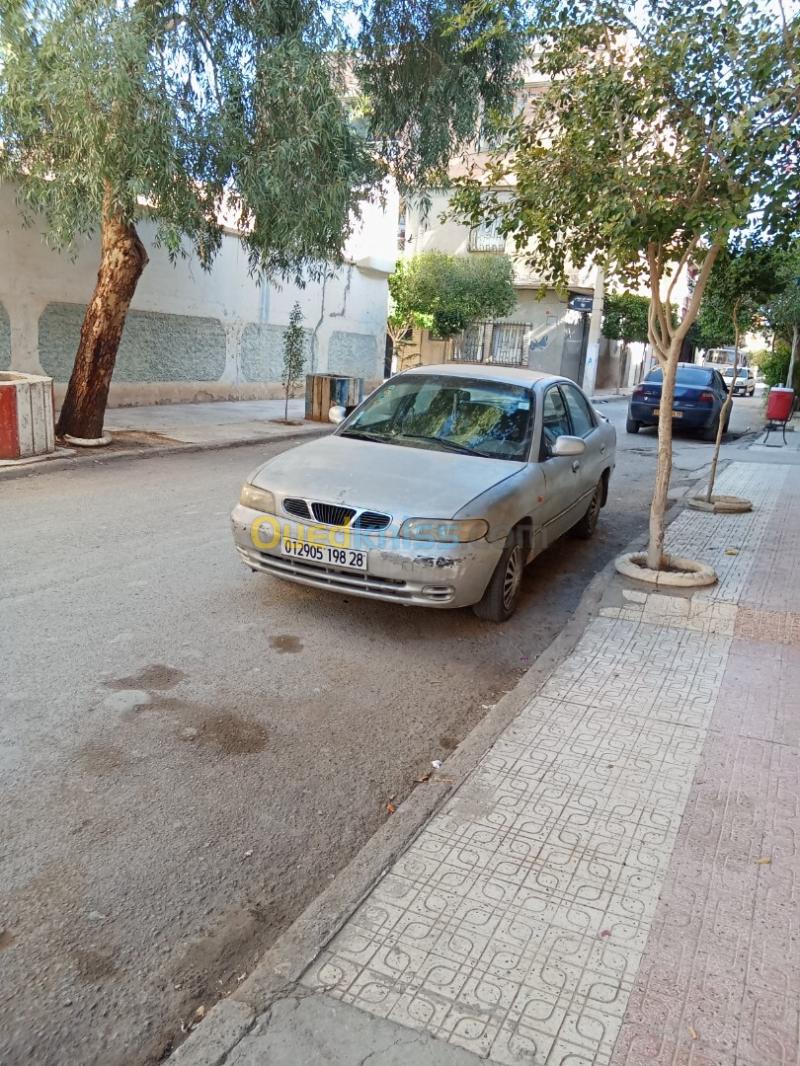 Daewoo Nubira 1998 Nubira 10