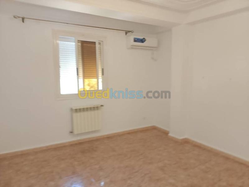 Location Appartement Niveau de villa F2 Alger Draria 6