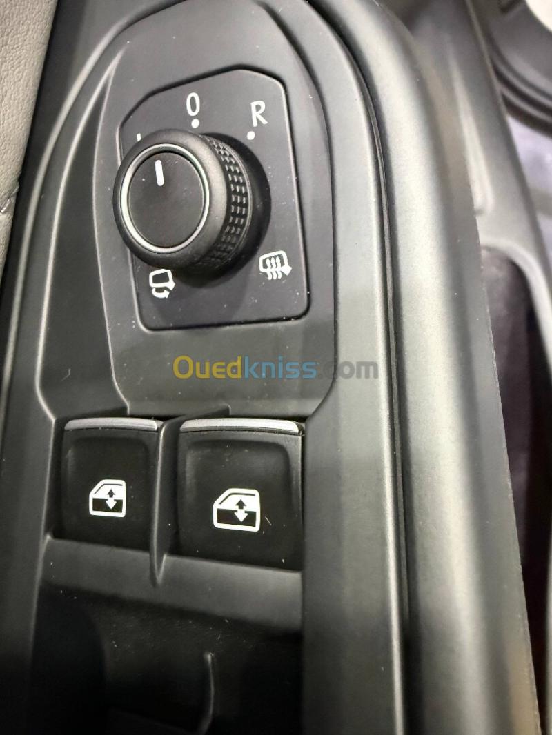 Volkswagen Golf 8 2026 R Black Edition  17