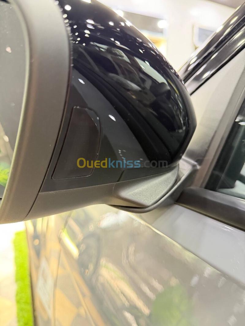 Volkswagen T-Roc 2026 R-line Black edition 19
