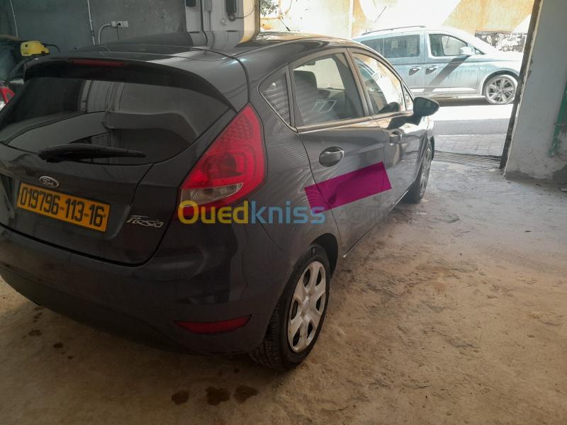 Ford Fiesta 2013 City 3