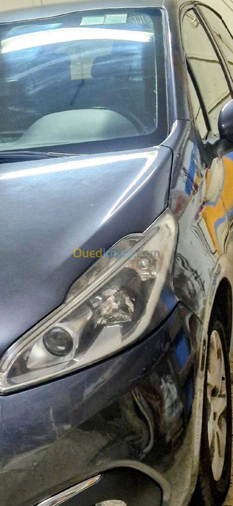 Peugeot 208 2016 Allure 6