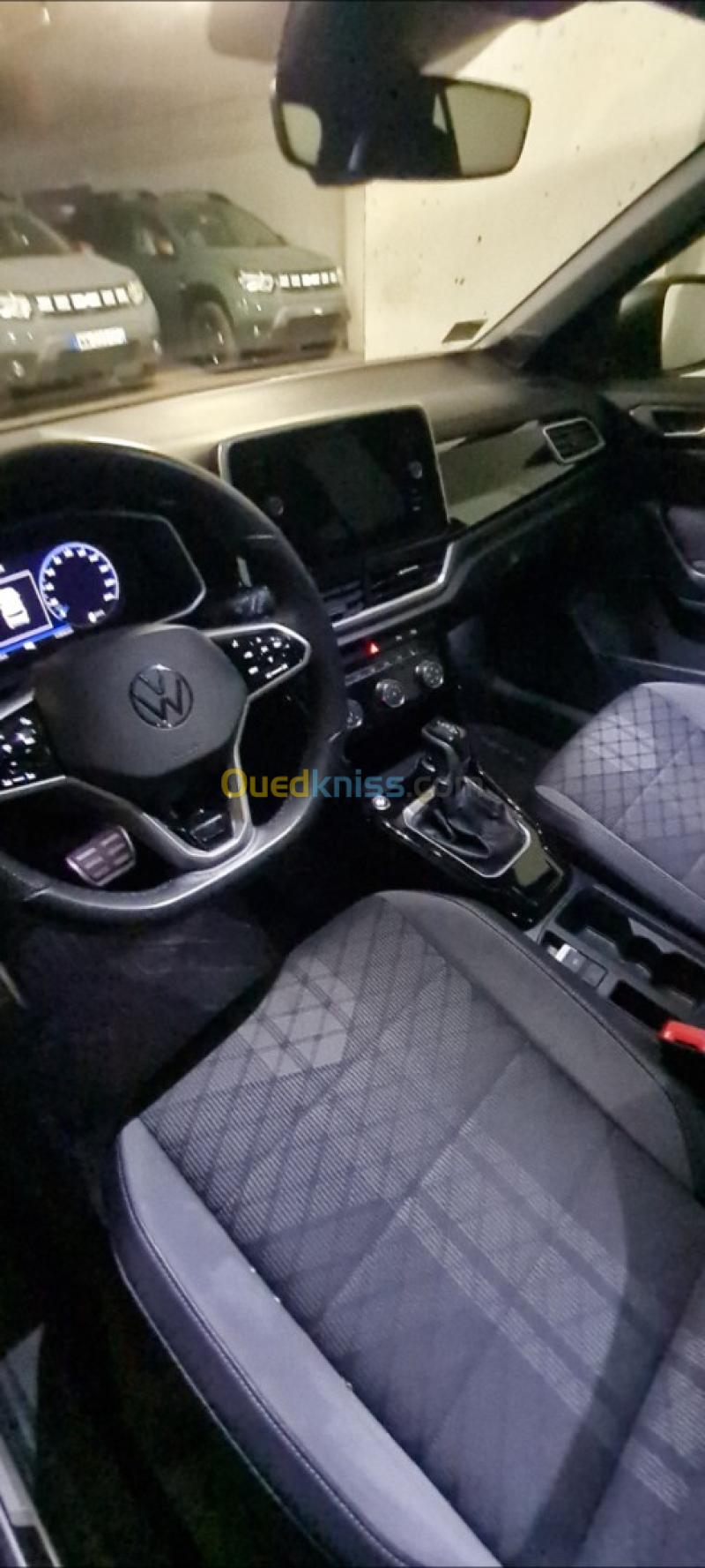 Volkswagen T-Roc 2022 R-Line  3