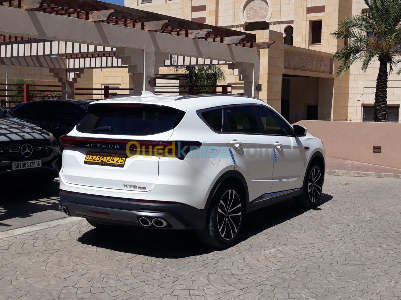 Jetour  X70 PLUS 2024 Luxury 11