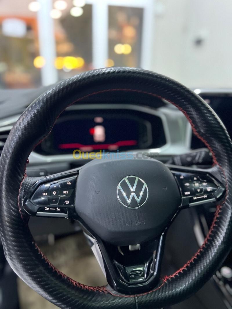 Volkswagen T-Roc 2025 R-Line  13
