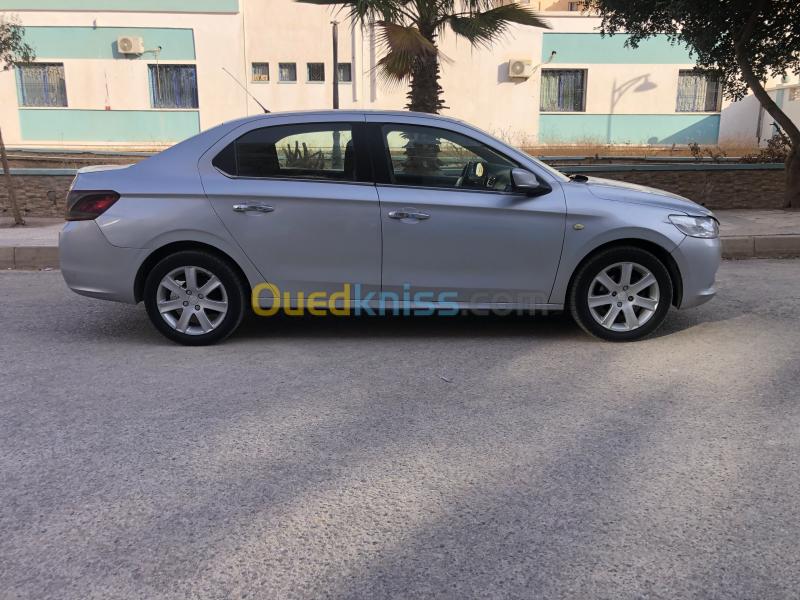 Peugeot 301 2013 Allure 5