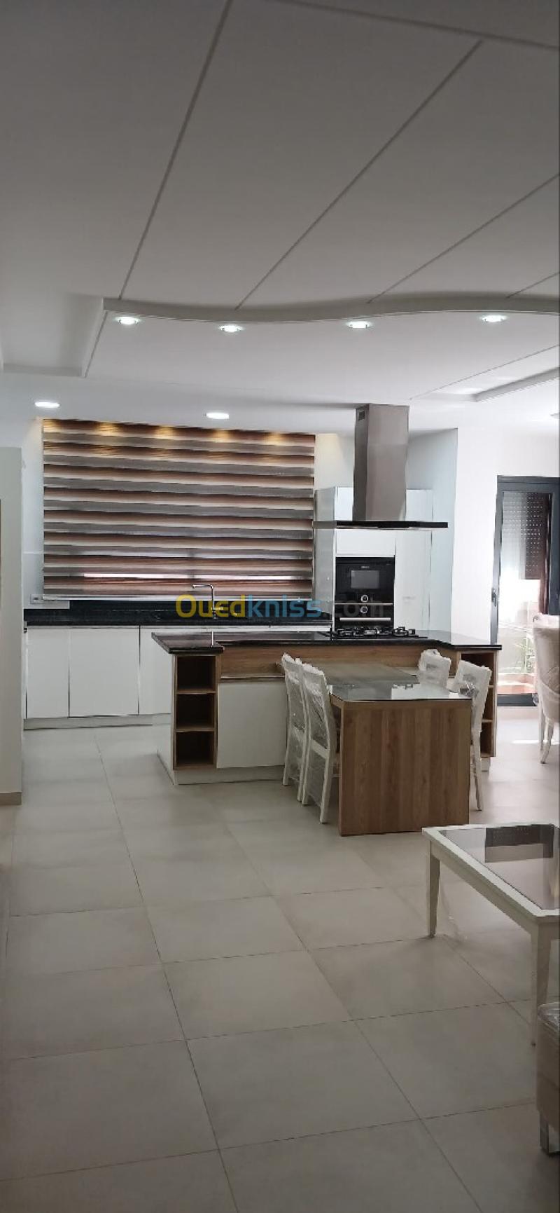 Location Appartement F4 Alger Hydra