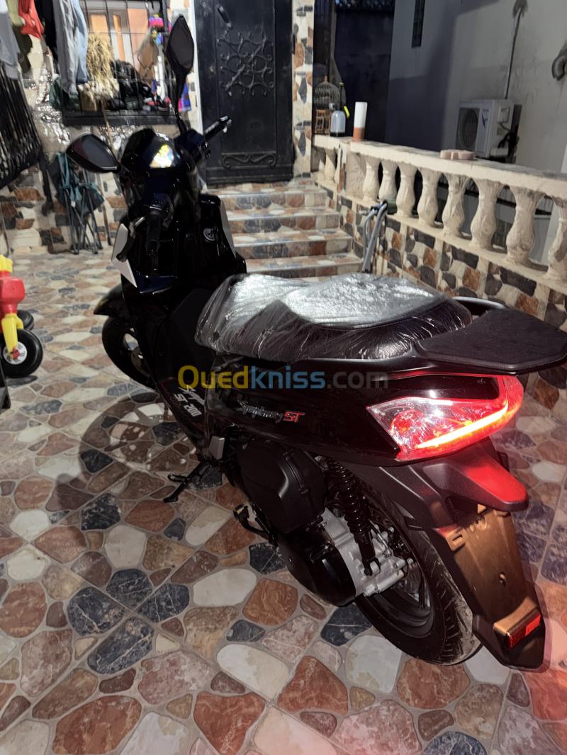 SYM ST 2026