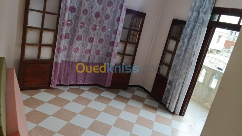 Location Appartement Niveau de villa F2 Alger Bordj el kiffan