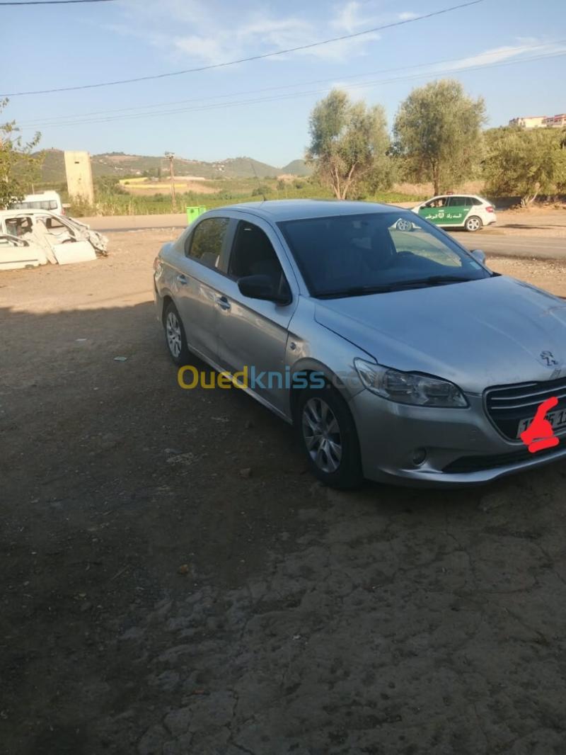 Peugeot 301 2013 Allure
