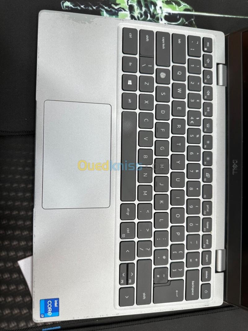 Dell latitude 3320 I7 11ème 8/256 3