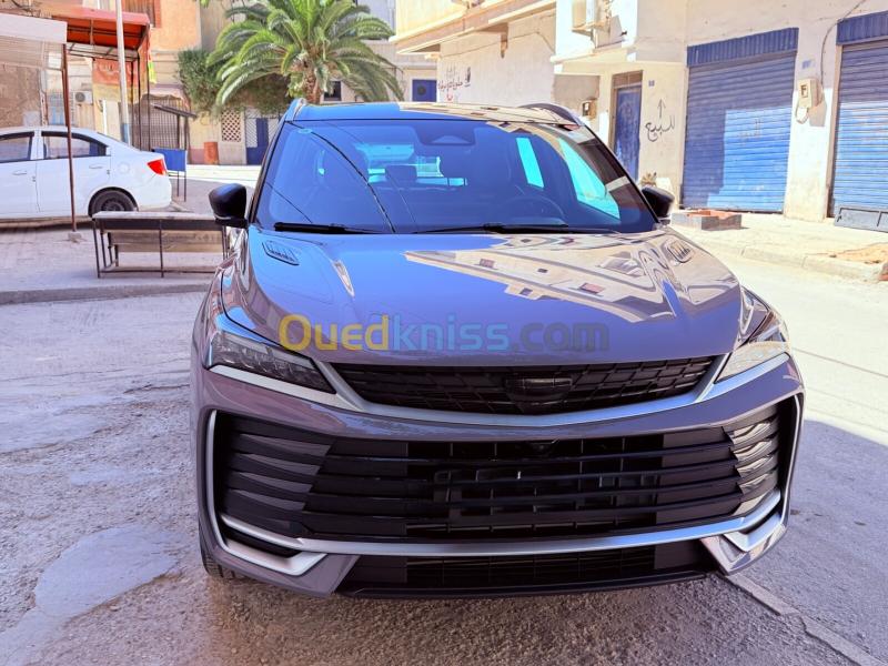 Geely Coolray 2025  5
