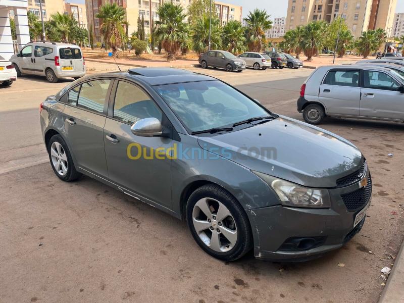 Chevrolet Cruze 2013 Cruze 4