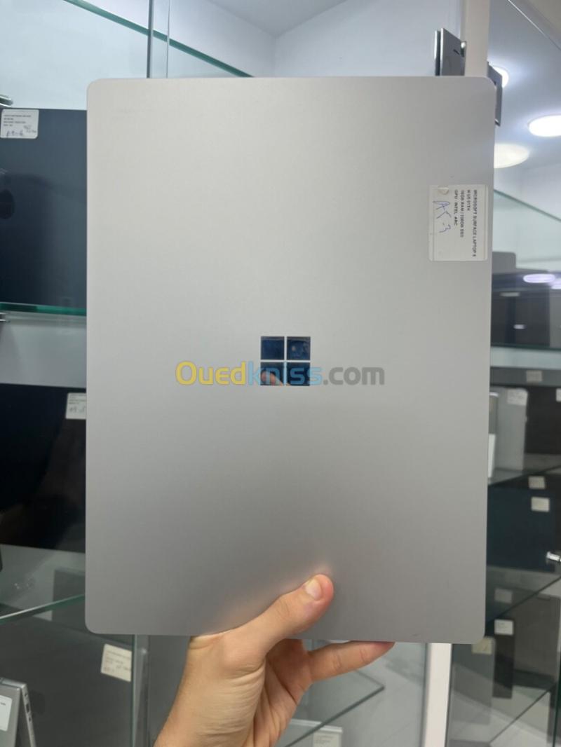 SURFACE LAPTOP 6 15'' 2K TACTILE Ultra 5 135H (3.60 GHz) 16RAM 256 SSD CARTE  GRAPHIC INTEL ARC GRAPHICS BATTERIE +5 HEURES ETAT 10/10 GARANTIE 06 MOIS A5-3 7
