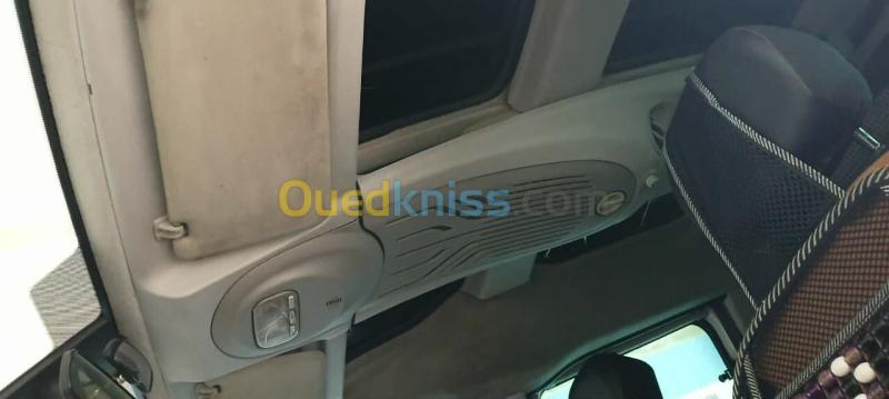 Citroen Berlingo Multispace 2017 Exclusif 2