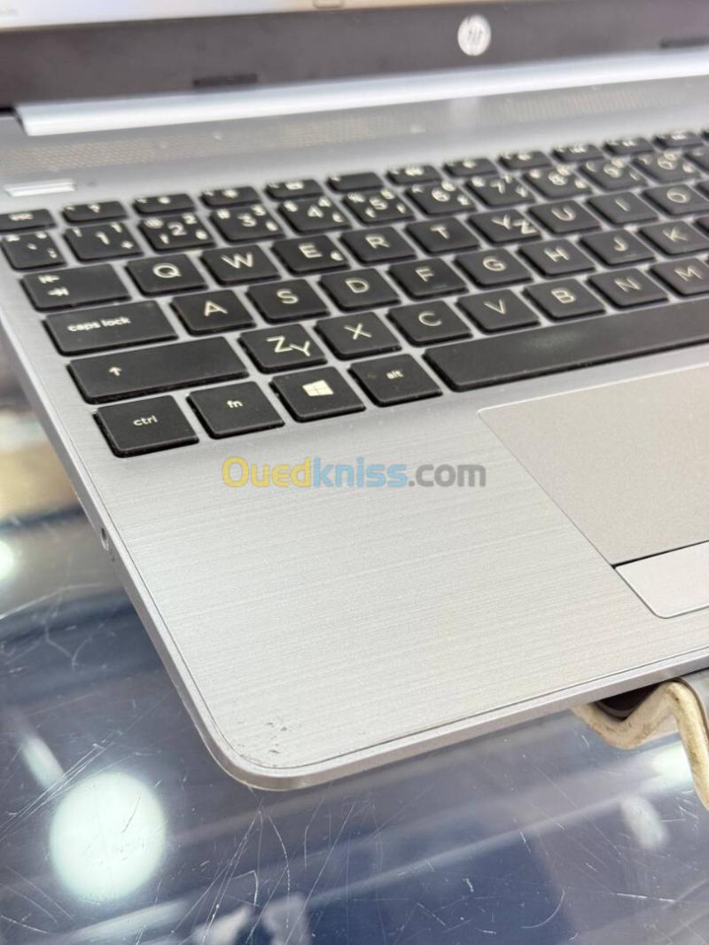 HP 250 G8   i5-1155G7  8 Go DDR4  512 Go SSD 5