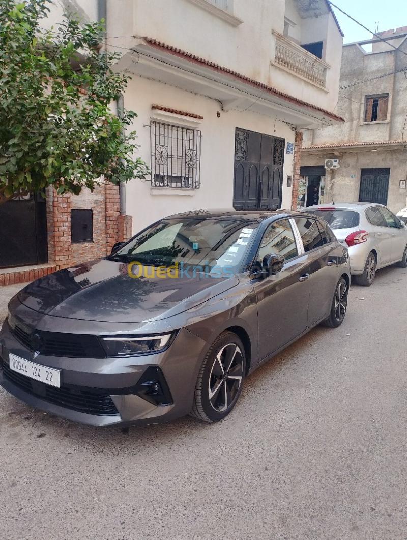 Opel Astra 2024 G s laine 2