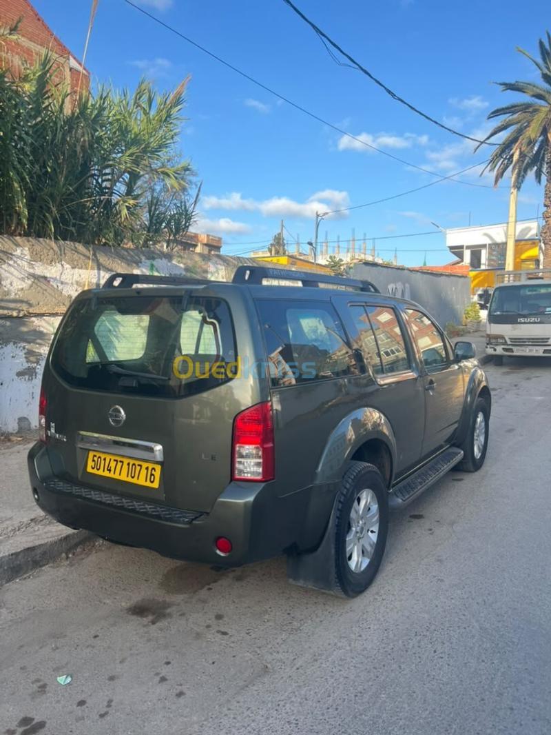 Nissan Pathfinder 2007 Elegance 4