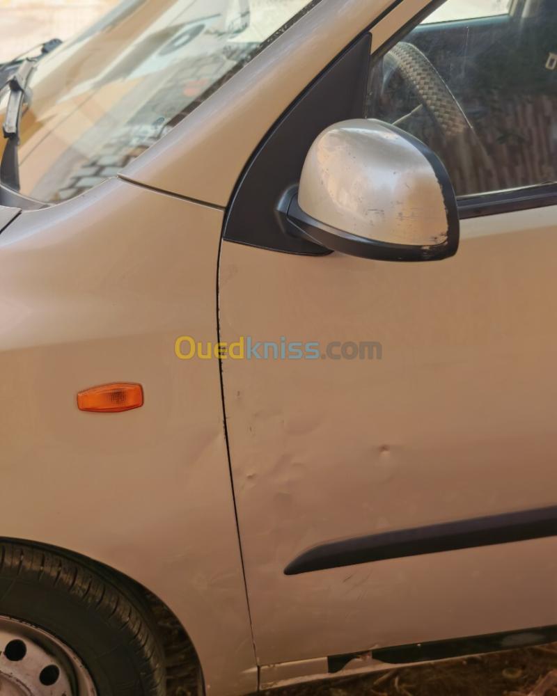 Hyundai i10 2011 i10 5