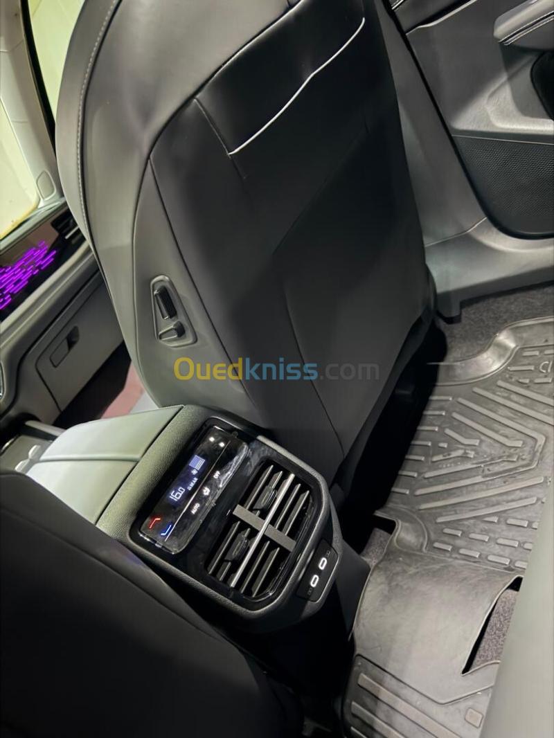 Volkswagen Passat 2025 Pro 8