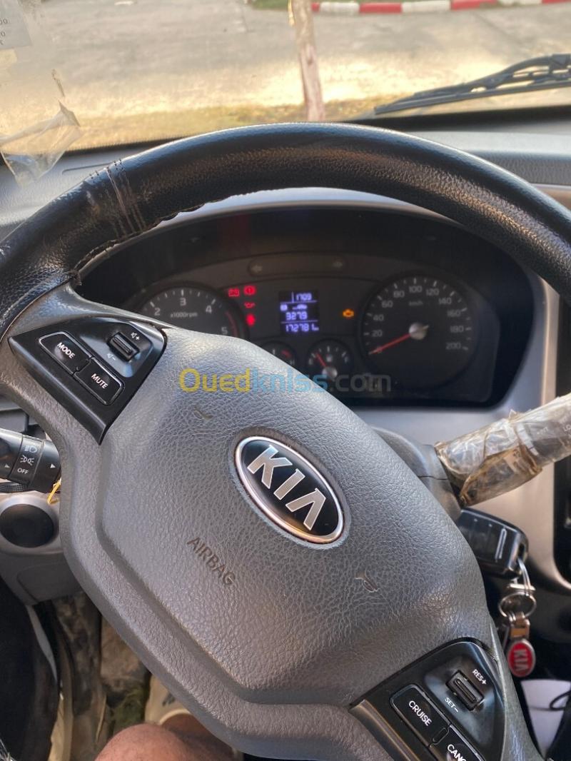 Hyundai H100 2019 13