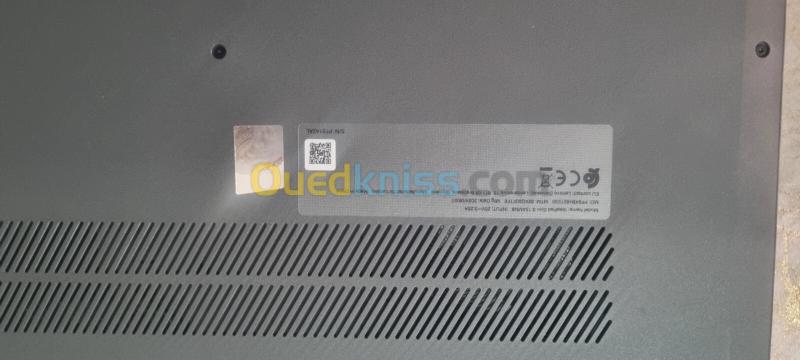 Lenovo IdeaPad Slim 3 Ryzen 5 7520U 8GB 512GB SSD 8