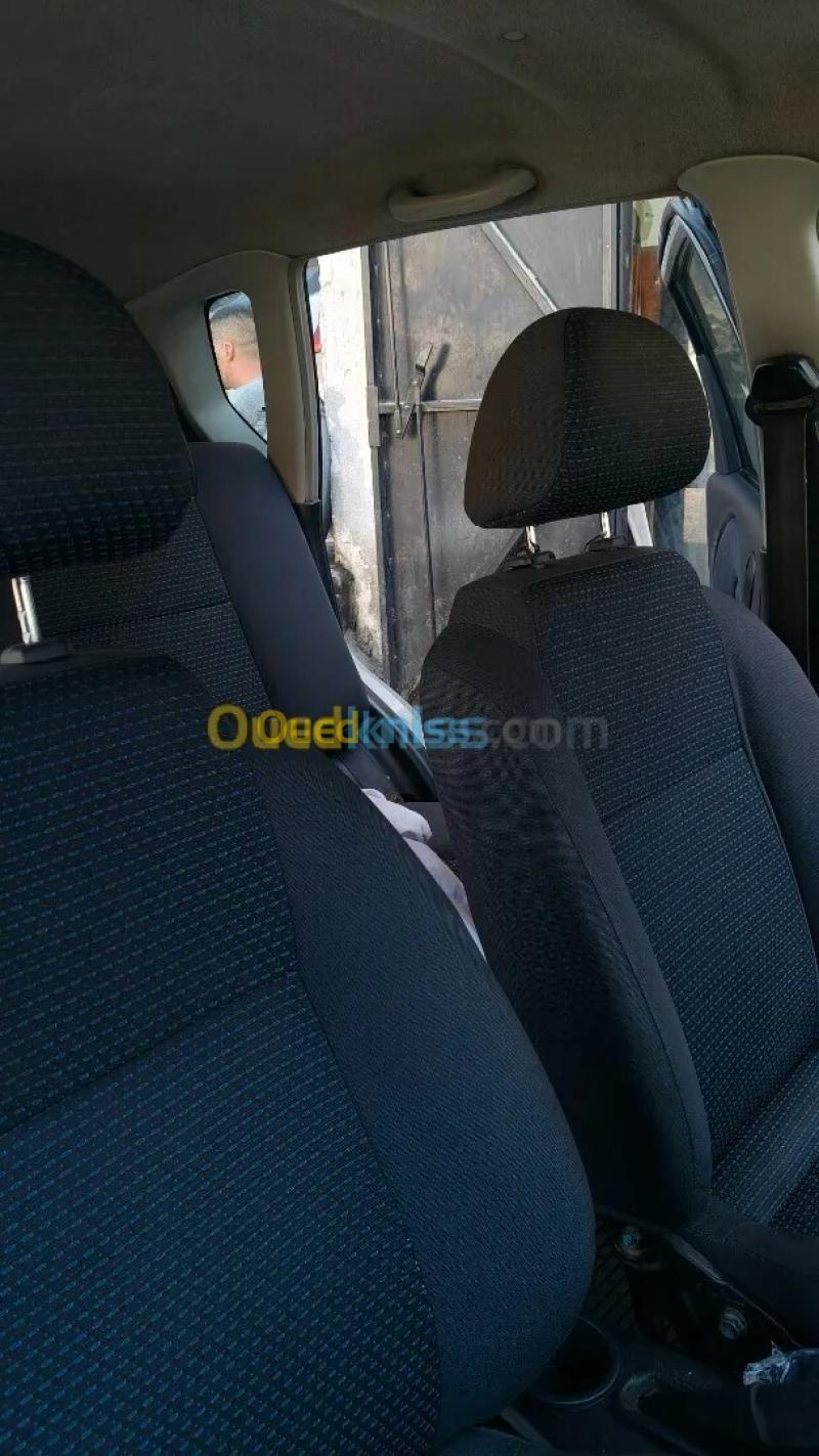 Chevrolet Aveo 5 portes 2006 LS+ 4