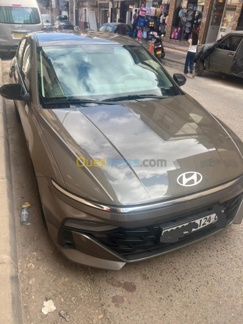 Hyundai accent 2024  8